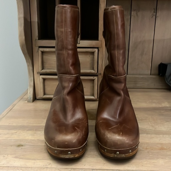UGG Lynnea Boots Chestnut Leather Sheepskin Lining Wooden Platforms Clog Size 7 - Picture 4 of 12